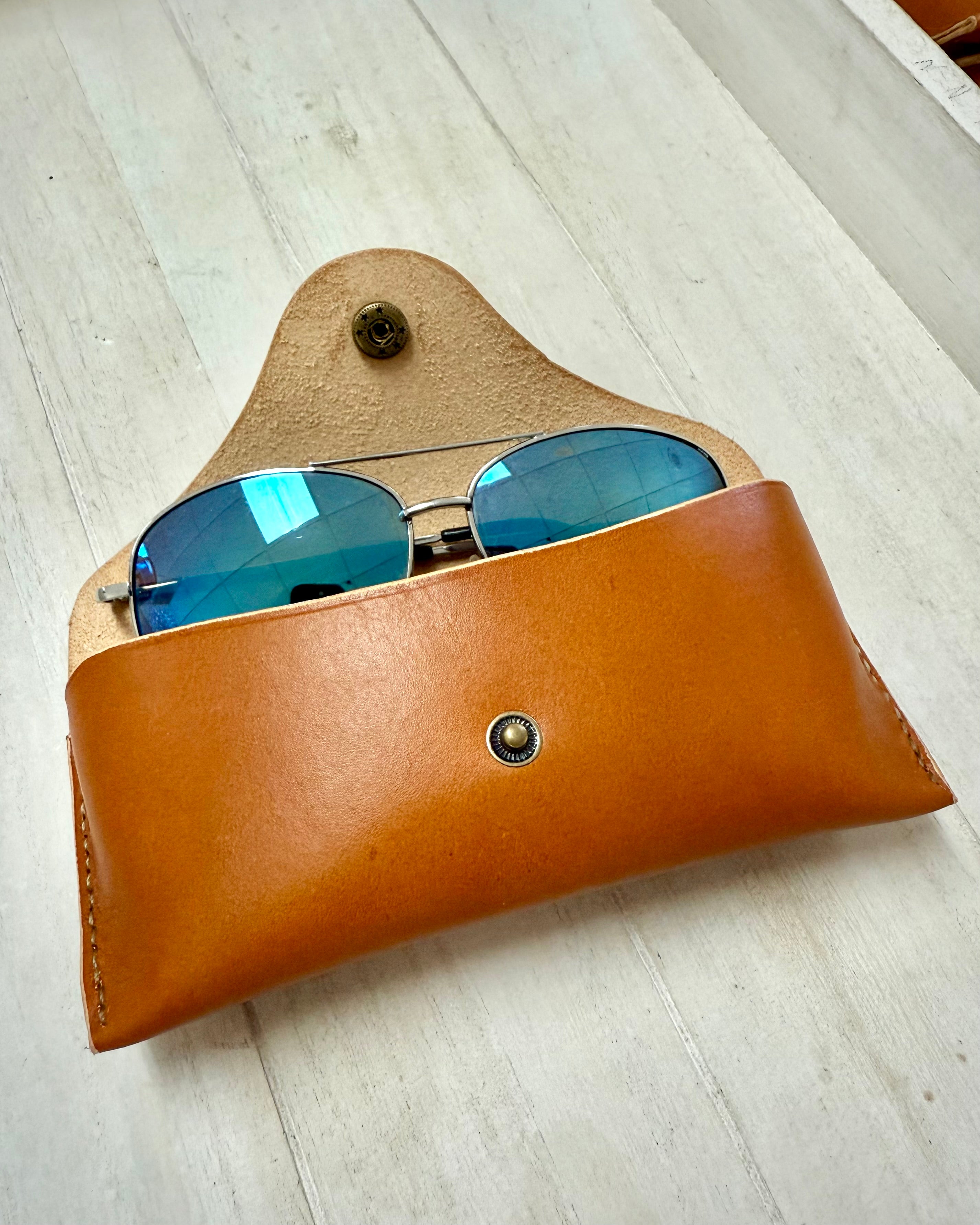 The Frame Pouch